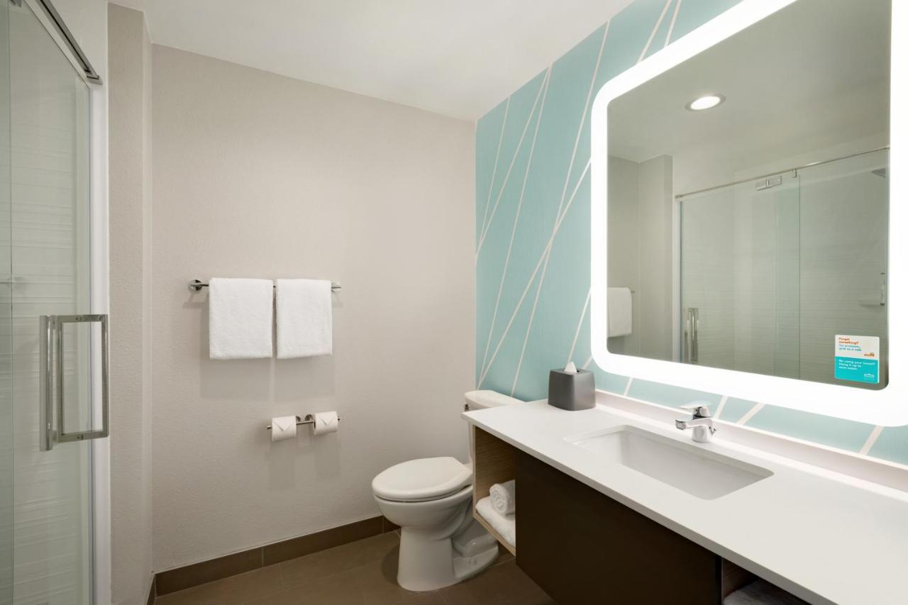 Avid Hotels - Orlando International Airport By Ihg Bagian luar foto
